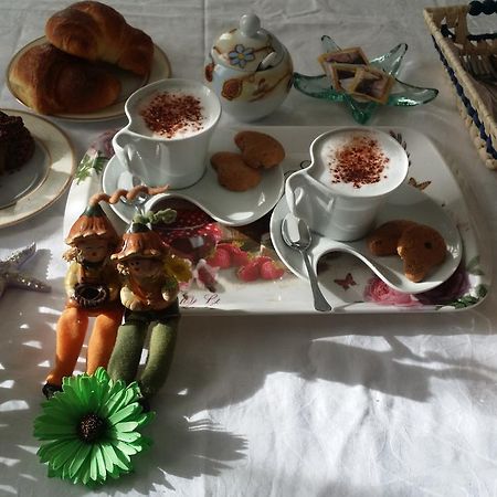 B&B A Casa Di Grazia Napoli Eksteriør billede