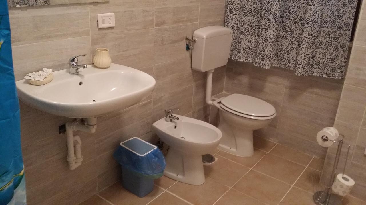B&B A Casa Di Grazia Napoli Eksteriør billede