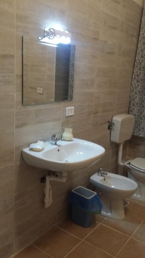 B&B A Casa Di Grazia Napoli Eksteriør billede