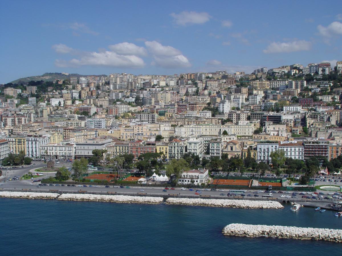 B&B A Casa Di Grazia Napoli Eksteriør billede