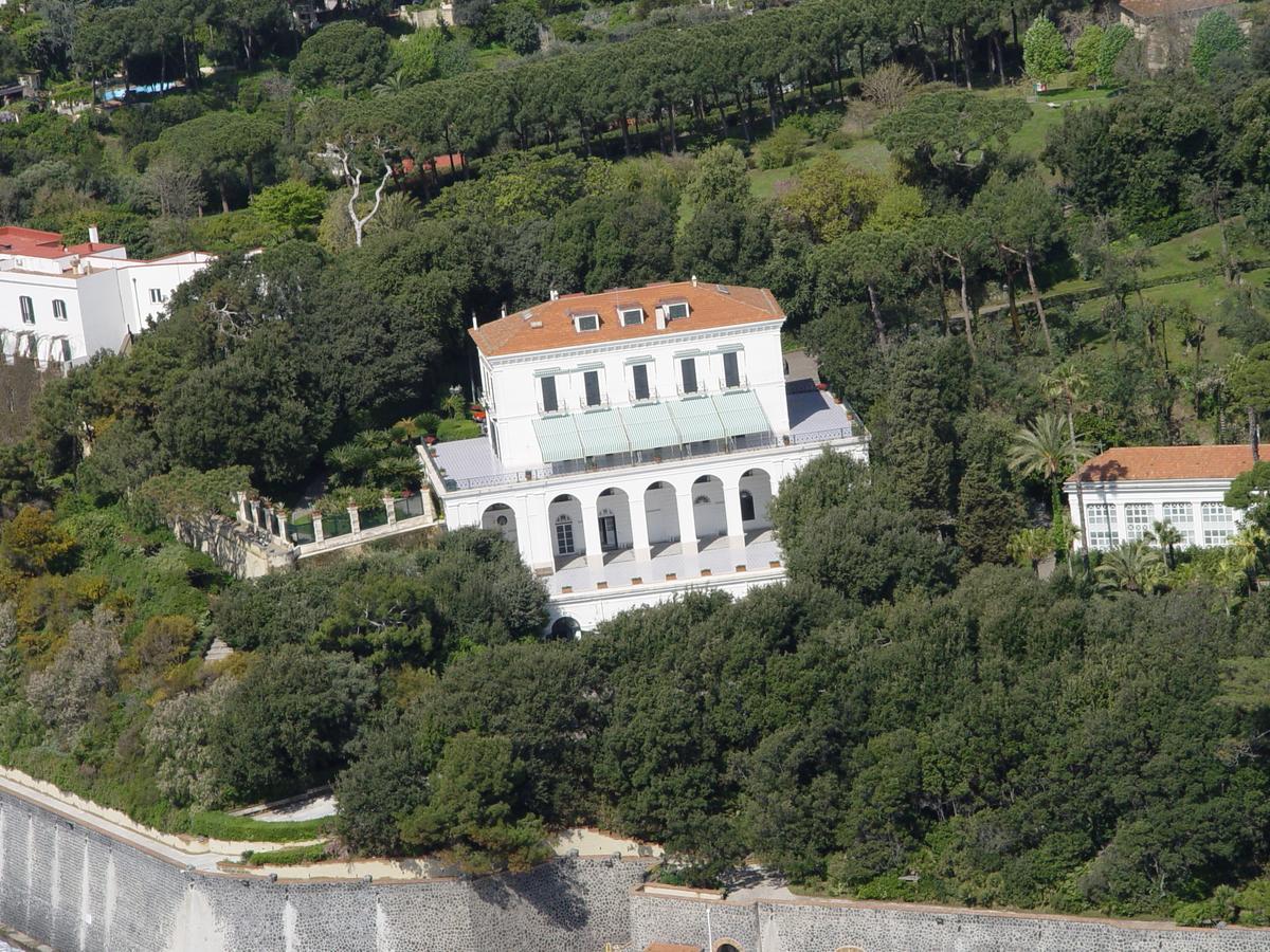 B&B A Casa Di Grazia Napoli Eksteriør billede